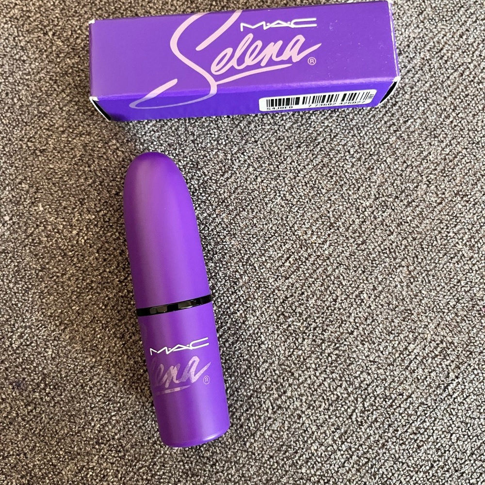 MAC Limited Edition Selena lipstick